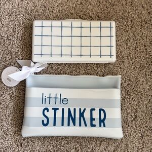 NWT baby silicone bag and plastic wipes case